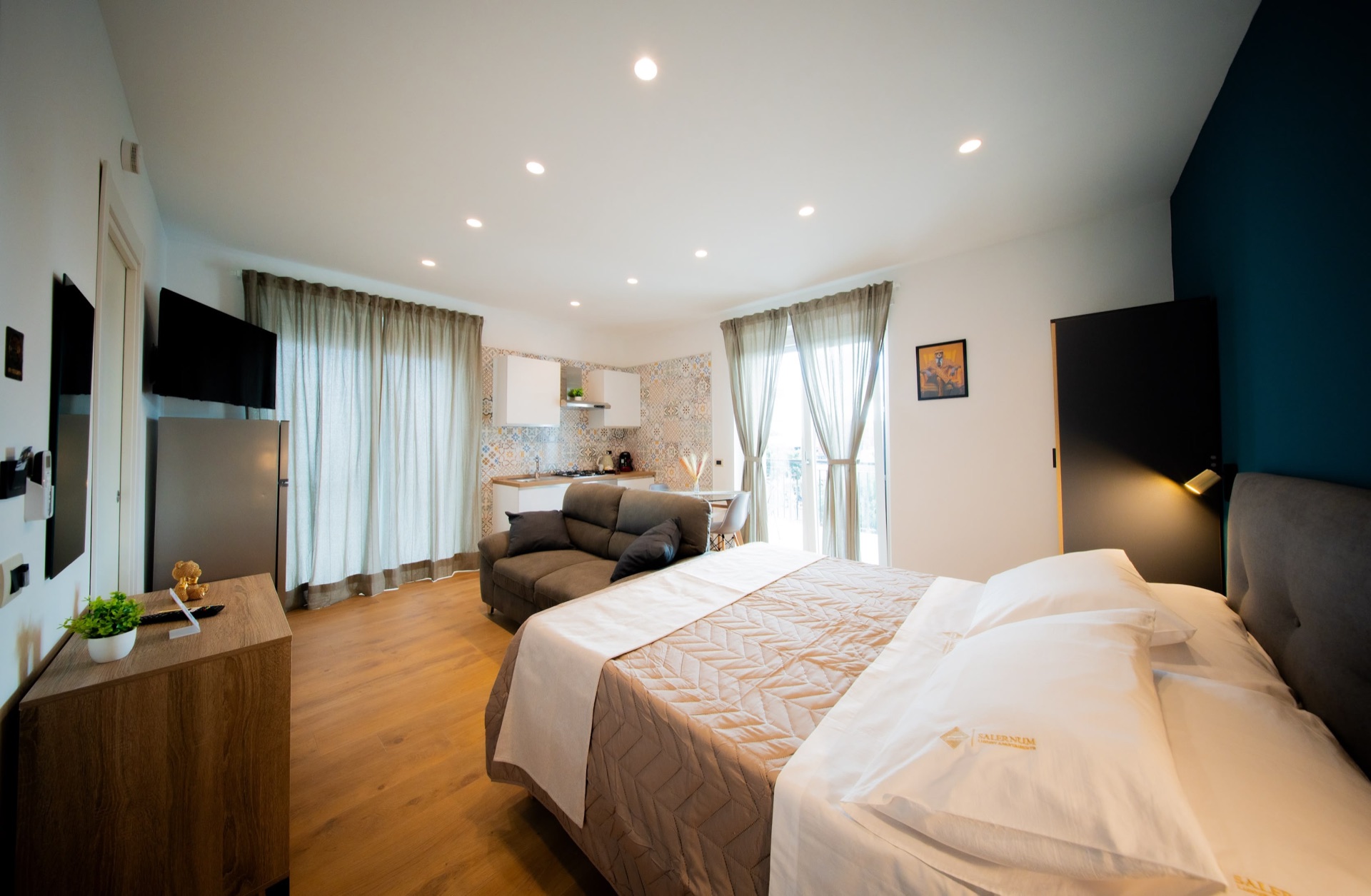 Camera 5 di Salernum Luxury Apartments